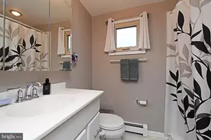 743 Champlain Dr, King of Prussia, PA 19406 - Photo 25