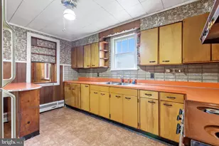 1033 Walt Rd, Pennsburg, PA 18073 - Photo 13