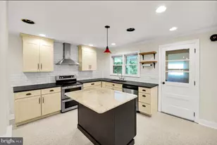 123 Keys St, Conshohocken, PA 19428 - Photo 7