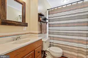 717 Lawrence Ln, Ambler, PA 19002 - Photo 11
