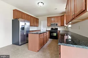 318 Elmwood Ln, Telford, PA 18969 - Photo 27
