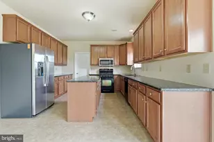 318 Elmwood Ln, Telford, PA 18969 - Photo 33