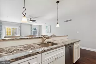 805 Spring Mill Ave, Conshohocken, PA 19428 - Photo 3