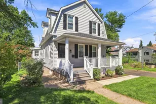 17 N New St, Hatboro, PA 19040 - Photo 1