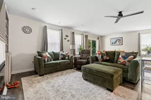 108 Petal Dr, Pottstown, PA 19464 - Photo 7