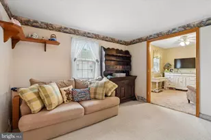 23 Norwyn Rd, Hatboro, PA 19040 - Photo 15