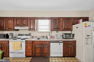 2037 Store Rd, Skippack, PA 19474 - Photo 7