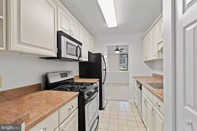 1637 Oakwood Drive #CONDO 215, Penn Valley, PA 19072 - Photo 9