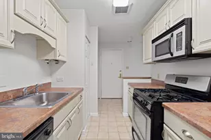 1637 Oakwood Dr, Penn Valley, PA 19072 - Photo 7
