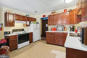 438 E High St, Pottstown, PA 19464 - Photo 29