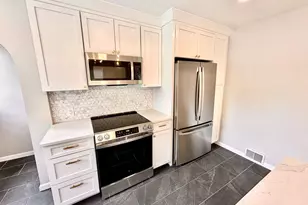 310 Summit Ave, Conshohocken, PA 19428 - Photo 9
