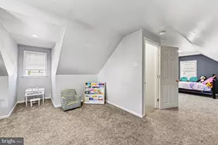 26 S Barry Ave, Norristown, PA 19403 - Photo 19
