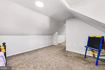 26 S Barry Avenue, Norristown, PA 19403 - Photo 15