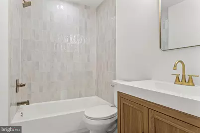 337 E 9th Avenue, Conshohocken, PA 19428 - Photo 17