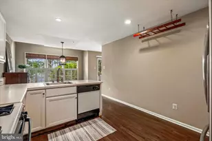 31 Bristol Ct, Norristown, PA 19403 - Photo 13