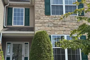 40 Fawn Ct, Royersford, PA 19468 - Photo 1