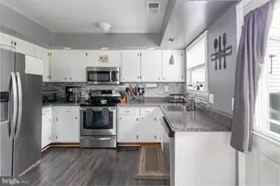 15 Carriage Dr, Horsham, PA 19044 - Photo 9