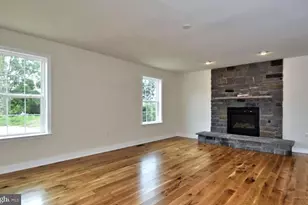 3948 Parestis Rd, Barto, PA 19504 - Photo 7