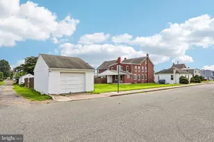 427 W Race St, Pottstown, PA 19464 - Photo 47