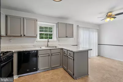 513 Carousel Circle, West Norriton, PA 19403 - Photo 9
