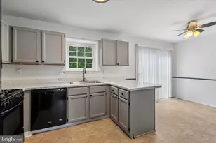 513 Carousel Cir, West Norriton, PA 19403 - Photo 9
