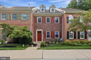 206 Georgetowne Ct, Royersford, PA 19468 - Photo 1