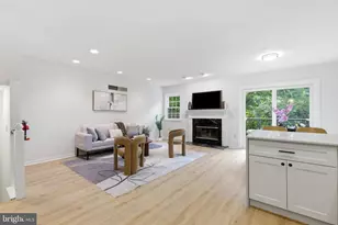 206 Georgetowne Ct, Royersford, PA 19468 - Photo 11