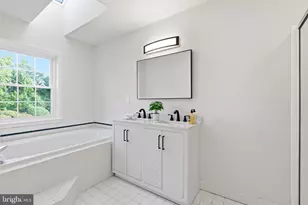 206 Georgetowne Ct, Royersford, PA 19468 - Photo 21
