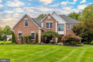 100 Chester Cir, North Wales, PA 19454 - Photo 3