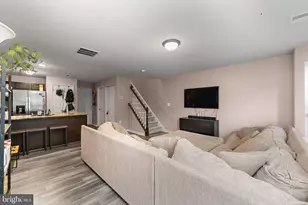 3016 Davenport Wy, Pennsburg, PA 18073 - Photo 3