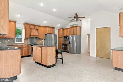 1484 Grasshopper Road, Huntingdon Valley, PA 19006 - Photo 11