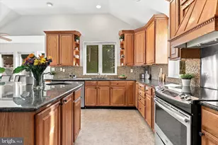 1484 Grasshopper Rd, Huntingdon Valley, PA 19006 - Photo 13