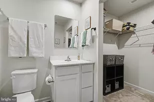 28 Castle Dr, Gilbertsville, PA 19525 - Photo 23