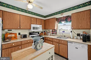 2798 Jean Dr, Hatfield, PA 19440 - Photo 9