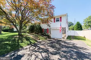794 N Hills Ave, Glenside, PA 19038 - Photo 1