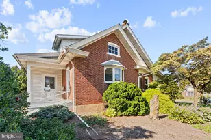 302 W Chestnut St, Souderton, PA 18964 - Photo 27