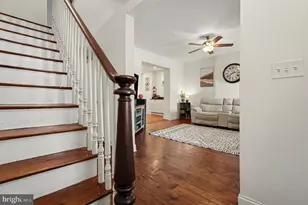 42 Chestnut St, Pottstown, PA 19464 - Photo 5