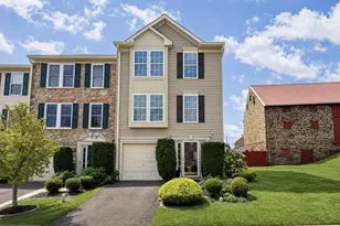 200 Georges Ct, North Wales, PA 19454 - Photo 1