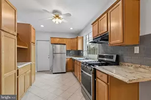 917 Jackson St, Norristown, PA 19401 - Photo 7
