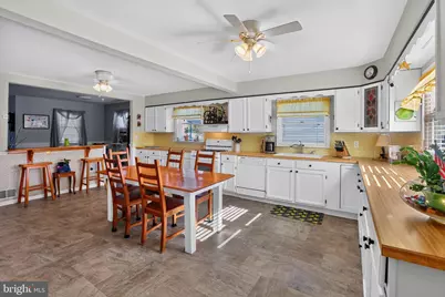 135 Hillview Road, King of Prussia, PA 19406 - Photo 5