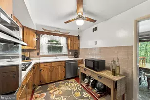 514 Forest Rd, Wayne, PA 19087 - Photo 13