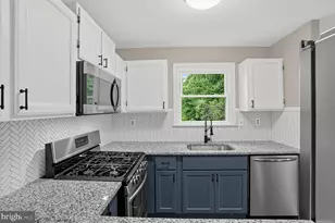 359 Norris Hall Ln, West Norriton, PA 19403 - Photo 5