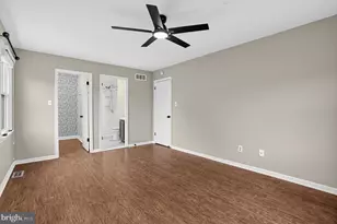 359 Norris Hall Ln, West Norriton, PA 19403 - Photo 7