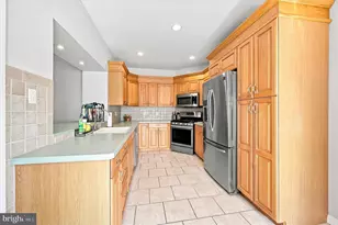 109 N Sylvania Ave, Jenkintown, PA 19046 - Photo 9
