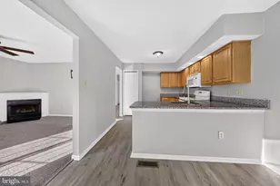 210 Shirley Ln, Pennsburg, PA 18073 - Photo 13