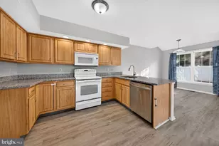 210 Shirley Ln, Pennsburg, PA 18073 - Photo 15