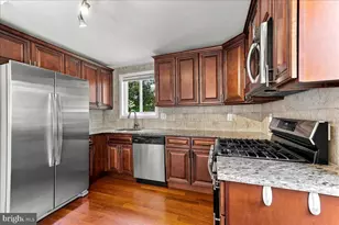 1558 St James Pl, Abington, PA 19001 - Photo 15