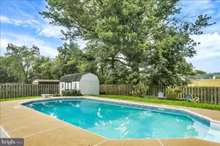 135 Walter Dr, Gilbertsville, PA 19525 - Photo 39