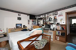 902 N York, Willow Grove, PA 19090 - Photo 17
