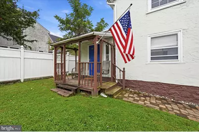 407 Jefferson Street, Bridgeport, PA 19405 - Photo 3